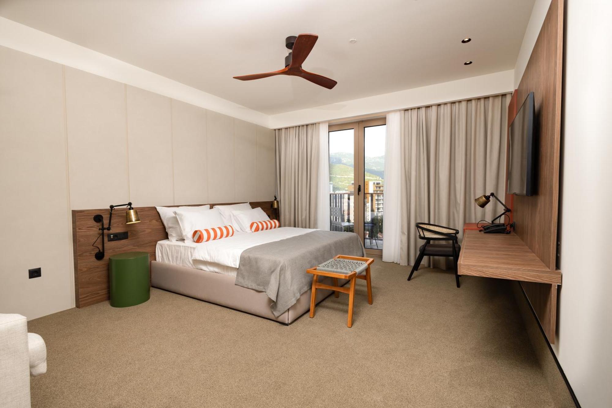 Infinity Hotel & More Budva Ngoại thất bức ảnh