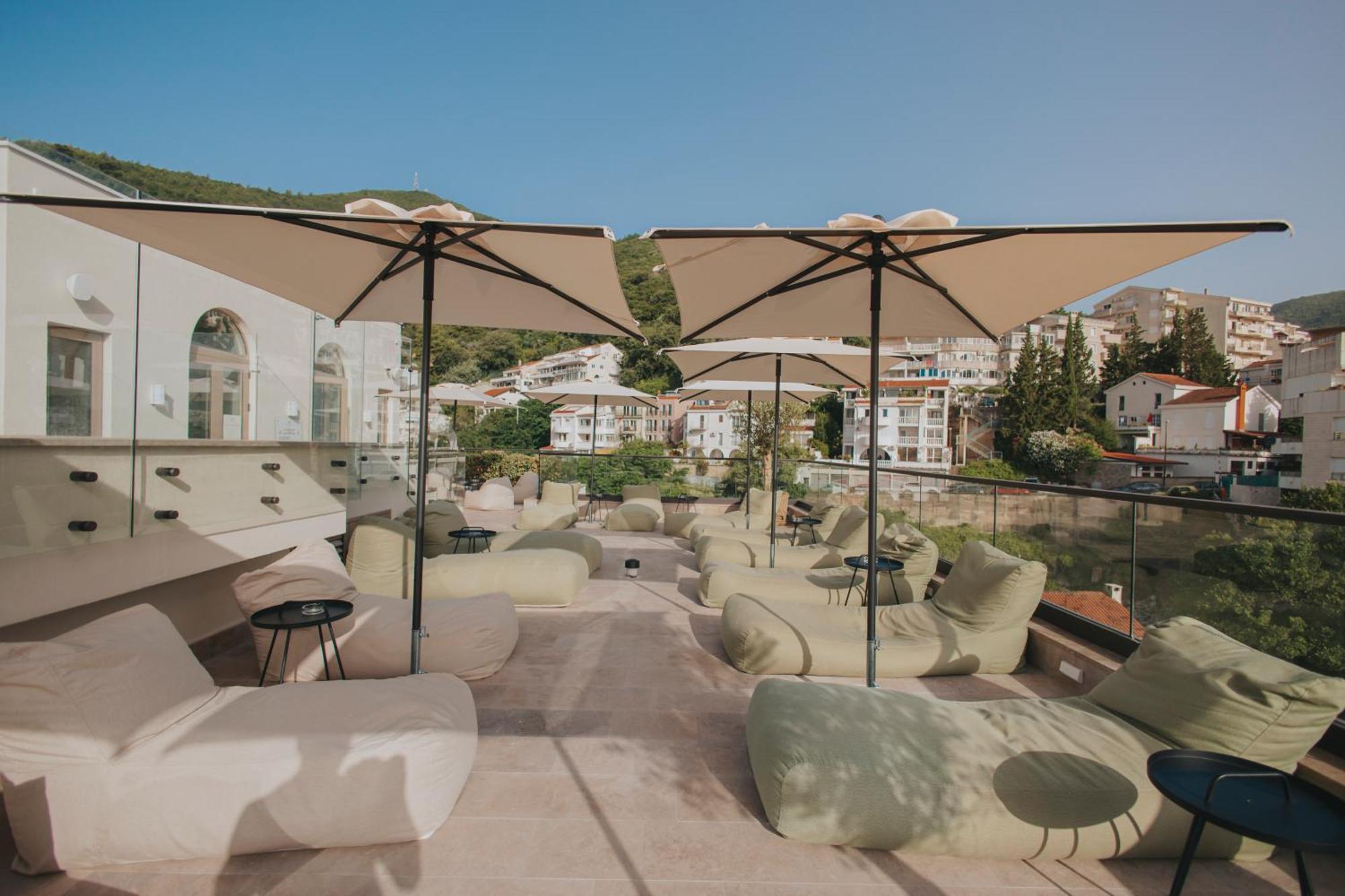 Infinity Hotel & More Budva Ngoại thất bức ảnh