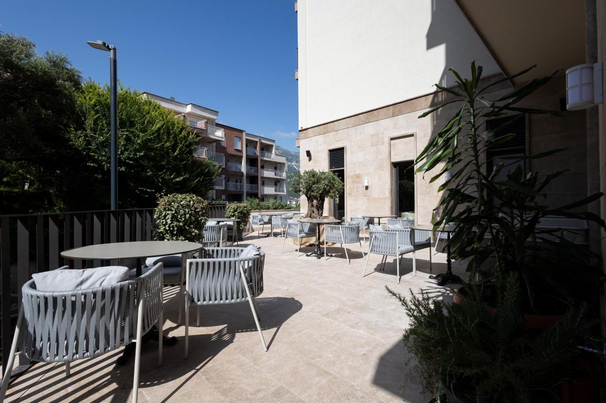 Infinity Hotel & More Budva Ngoại thất bức ảnh
