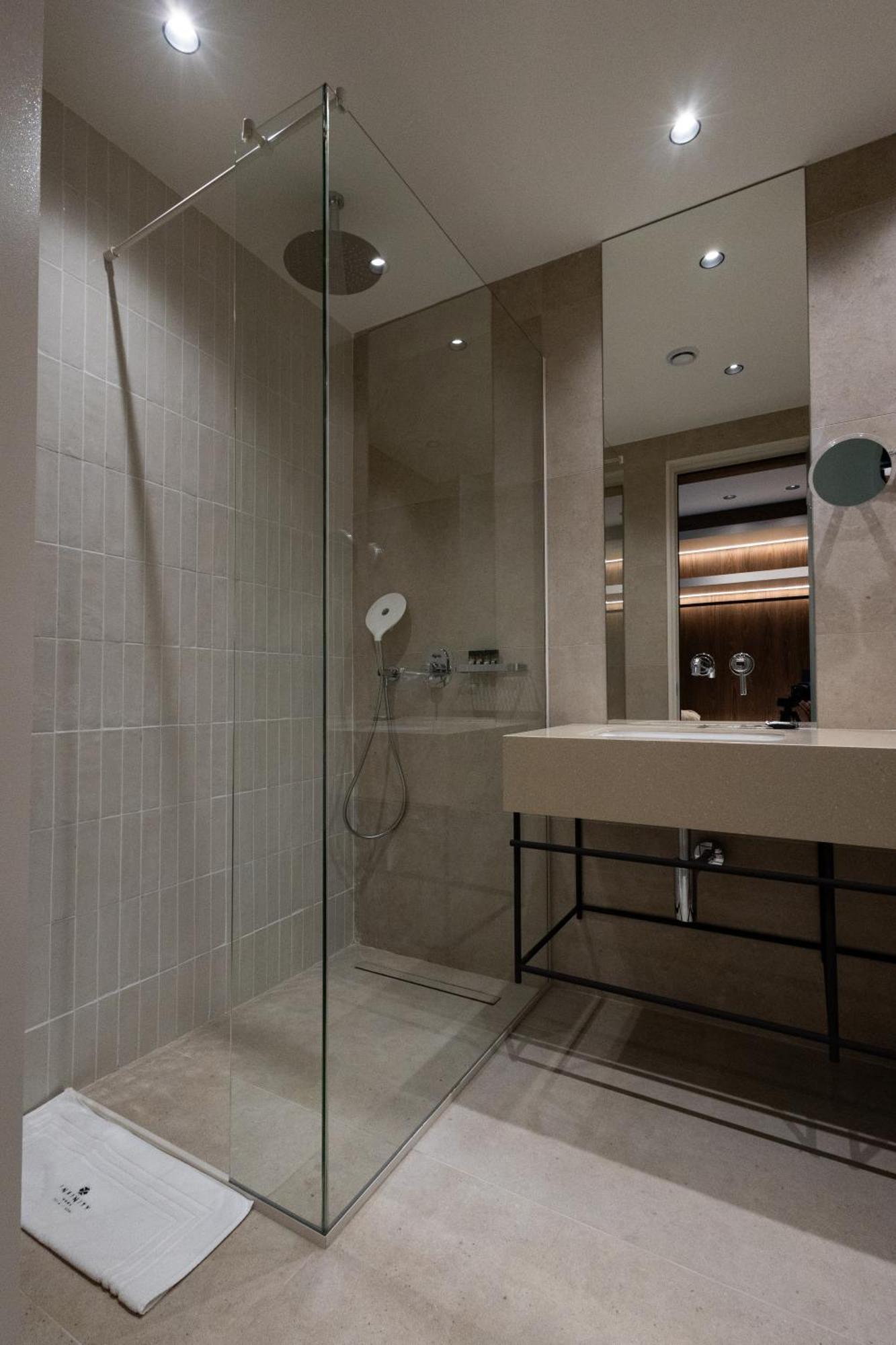 Infinity Hotel & More Budva Ngoại thất bức ảnh