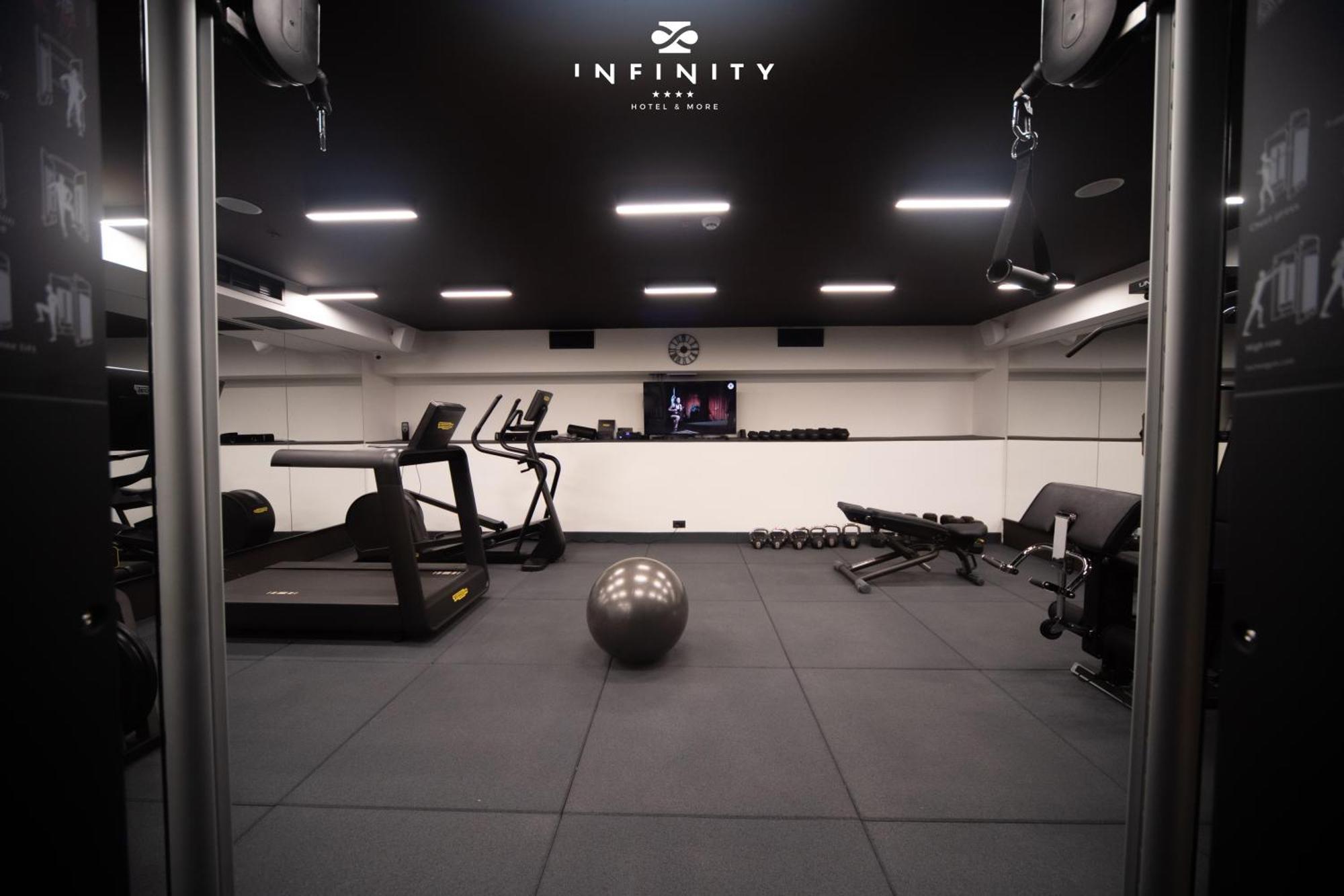 Infinity Hotel & More Budva Ngoại thất bức ảnh